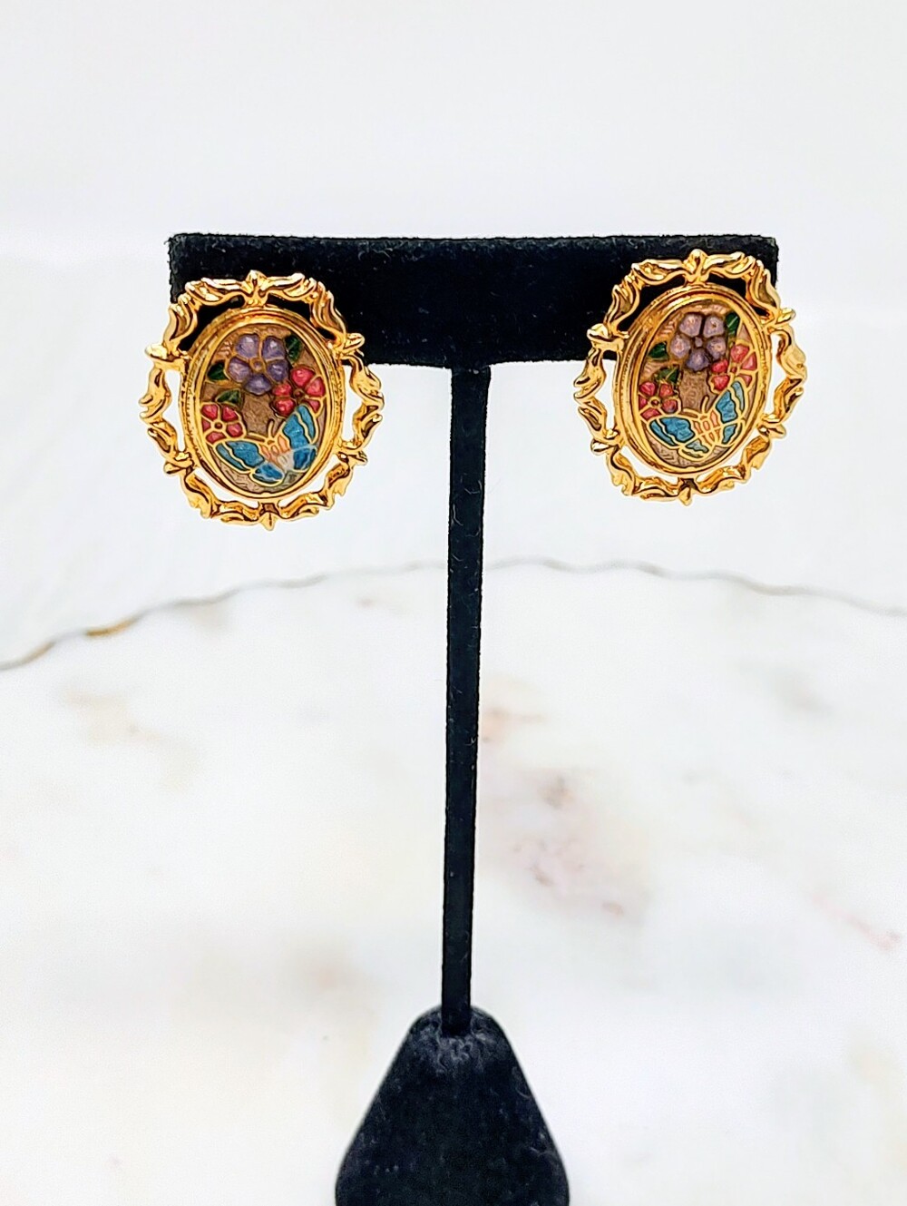 Two Sisters Vintage Butterfly Gold Jewel Tones Clip-on Earrings